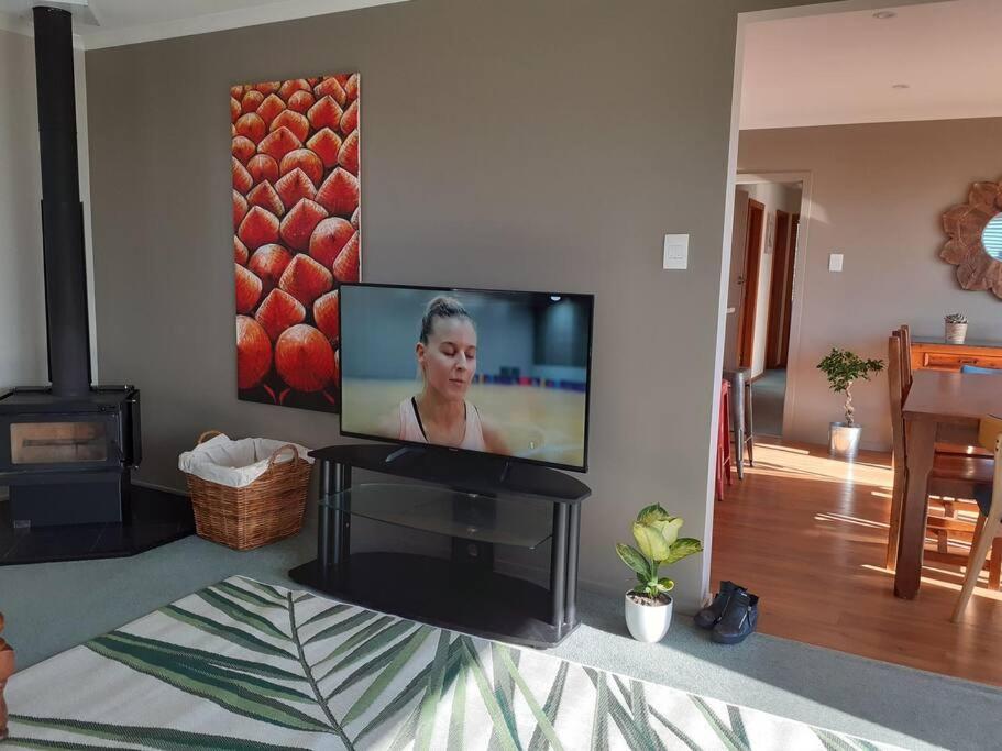 3 Bedroom Holiday Home In Prime Kaikoura Location! Kültér fotó