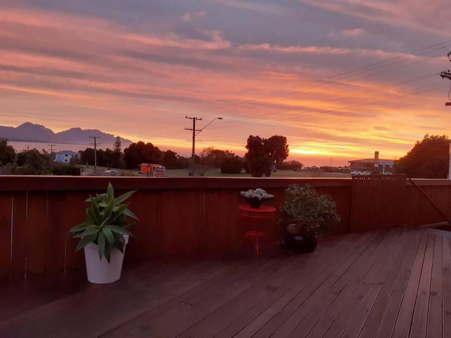 3 Bedroom Holiday Home In Prime Kaikoura Location! Kültér fotó