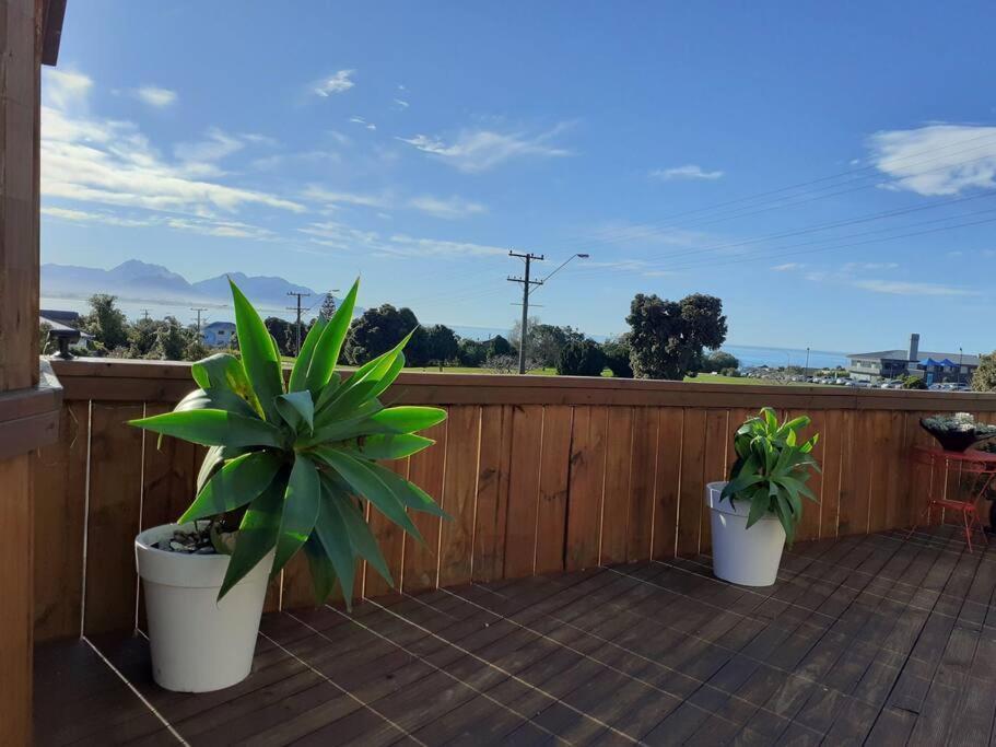 3 Bedroom Holiday Home In Prime Kaikoura Location! Kültér fotó